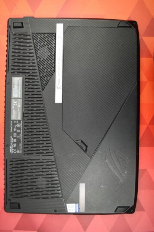 ASUS Rog Strix 15.6" GAMING LAPTOP i7 10th