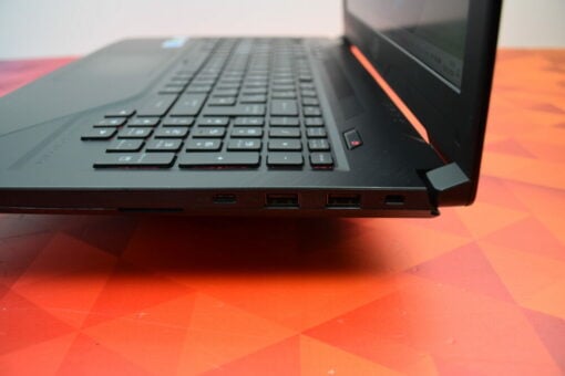 ASUS Rog Strix 15.6" GAMING LAPTOP i7 10th