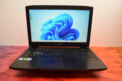 ASUS Rog Strix 15.6" GAMING LAPTOP i7 10th