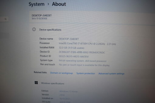 ASUS Rog Strix 15.6" GAMING LAPTOP i7 10th