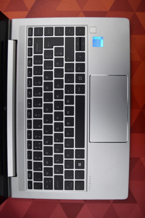 HP Probook 640 G8