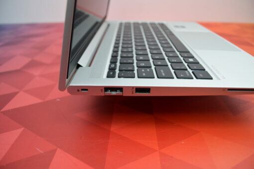 HP Probook 640 G9