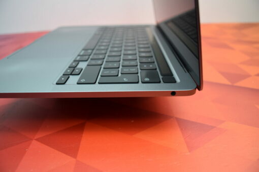 Apple MacBook Pro M1