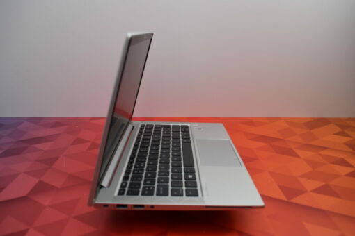 HP Elitebook 830 G7
