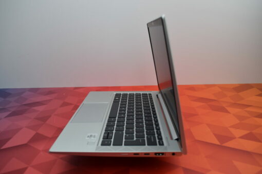 HP Elitebook 830 G7
