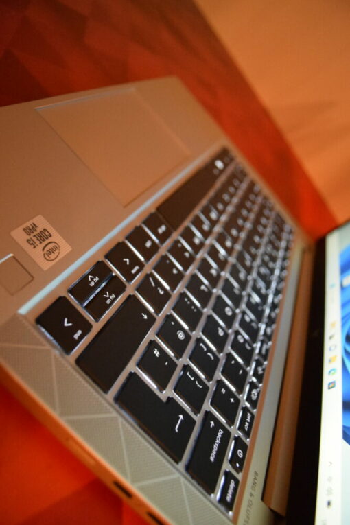HP Elitebook 830 G7