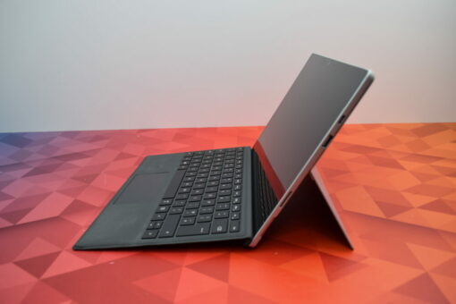 Microsoft Surface Pro 7 Plus