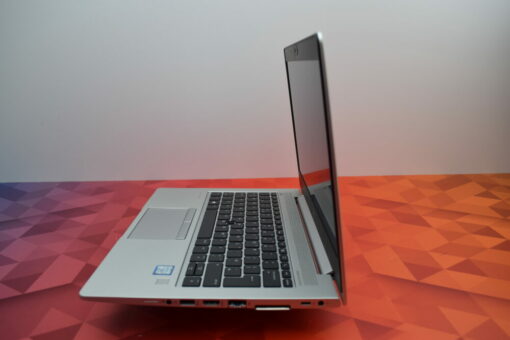 HP Elitebook 830 G6