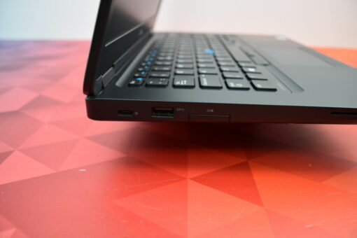 Dell Latitude 5480 14'' i5 7th gen RAM 8GB SSD 256GB Grade B+ laptop SKU11397 - Image 5