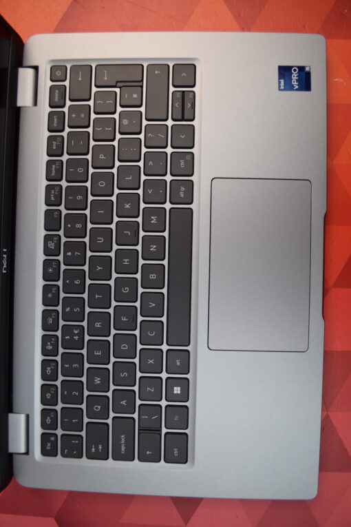 Dell Latitude 5440 14'' i5 13th gen RAM 16GB SSD 256GB laptop SKU11522 - Image 4
