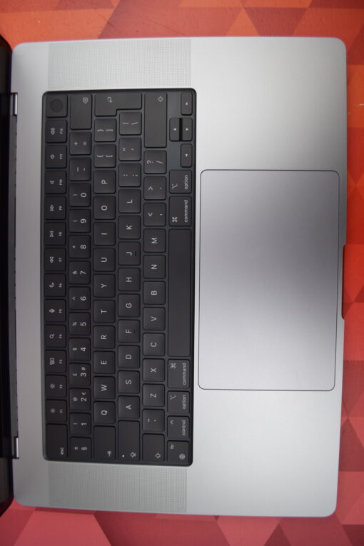 Apple MacBook Pro M1 Max 16" A2485 10 CORES CPU / 24 CORES GPU RAM 32GB SSD 512GB Laptop SKU11581 - Image 4