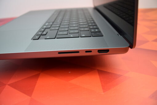 Apple MacBook Pro M1 PRO 16" 10 CORE CPU / 16 CORES GPU 2021 A2485 RAM 16GB SSD 1TB Grade A- SKU11577 - Image 6