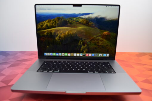 Apple MacBook Pro M1 Max 16" 2021 A2485 RAM 32G SSD 512GB 10 CORES CPU / 24 CORES GPU  Grade A SKU11580 - Image 2