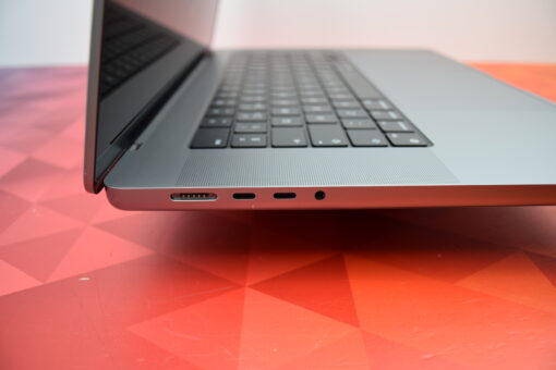 Apple MacBook Pro M1 Max 16" 10 CORES CPU / 24 CORES A2485 2021 SSD 512GB RAM 32GB  GPU Laptop SKU11579 - Image 7