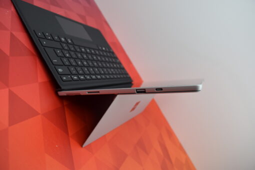 Microsoft Surface Pro7 i5 10th Gen 12.3" SSD 256GB RAM 16GB tablet SKU11545 - Image 8