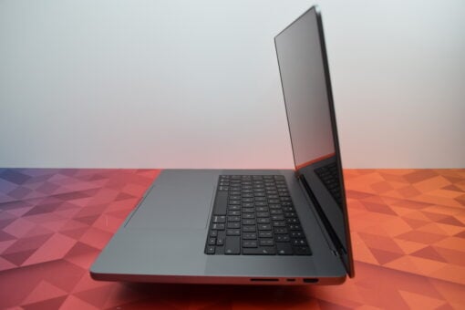 Apple MacBook Pro M1 Max 16" 10 CORES CPU / 24 CORES A2485 2021 SSD 512GB RAM 32GB  GPU Laptop SKU11579 - Image 8