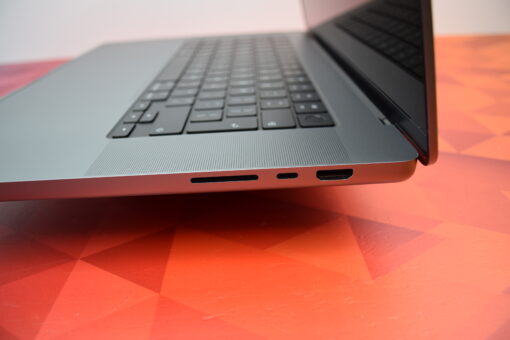 Apple MacBook Pro M1 Max 16" 10 CORES CPU / 24 CORES A2485 2021 SSD 512GB RAM 32GB  GPU Laptop SKU11579 - Image 9