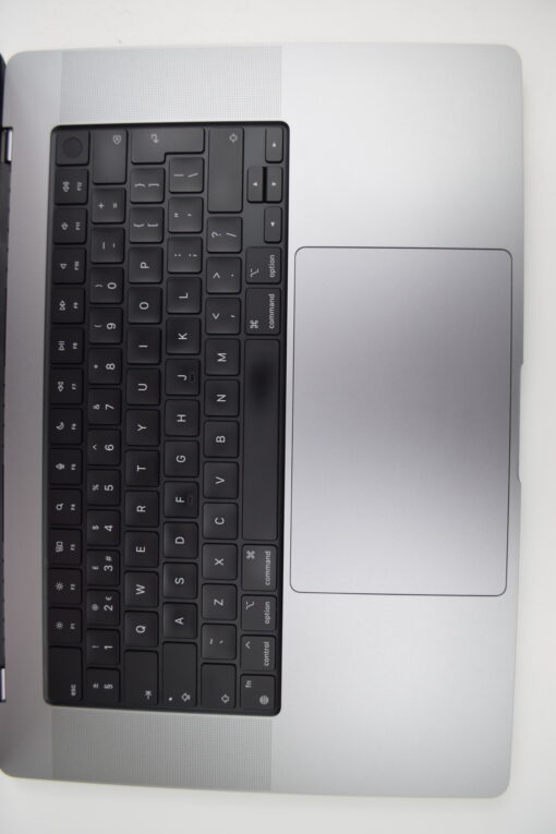 Apple MacBook Pro M1 PRO 2021 A2485 16" RAM 16GB SSD 512GB 10 CORE CPU / 16 CORES GPU Laptop SKU11653 - Image 4