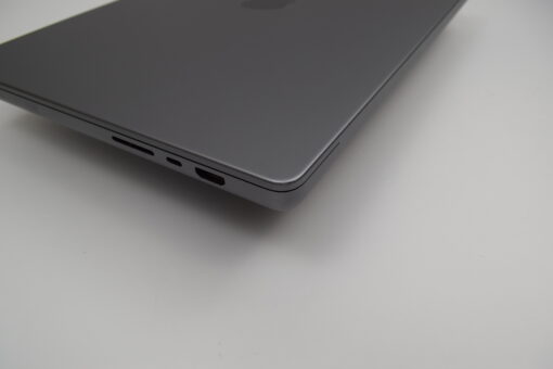 Apple MacBook Pro M1 PRO 2021 A2485 16" RAM 16GB SSD 512GB 10 CORE CPU / 16 CORES GPU Laptop SKU11653 - Image 15