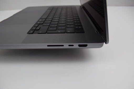 Apple MacBook Pro M1 PRO 2021 A2485 16" RAM 16GB SSD 512GB 10 CORE CPU / 16 CORES GPU Laptop SKU11653 - Image 7