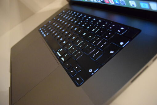 Apple MacBook Pro M1 PRO 2021 A2485 16" RAM 16GB SSD 512GB 10 CORE CPU / 16 CORES GPU Laptop SKU11653 - Image 17