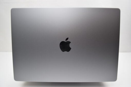Apple MacBook Pro M1 PRO 2021 A2485 16" RAM 16GB SSD 1TB 10 CORE CPU / 16 CORES GPU Laptop SKU11587 - Image 3