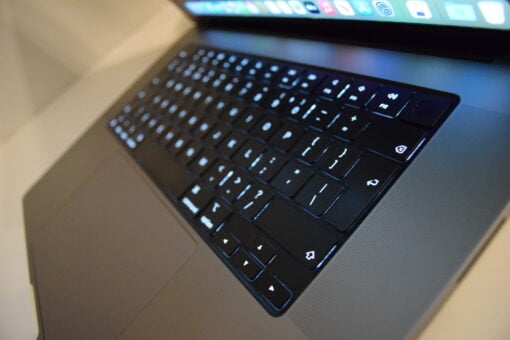 Apple MacBook Pro M1 PRO 2021 A2485 16" RAM 16GB SSD 1TB 10 CORE CPU / 16 CORES GPU Laptop SKU11587 - Image 15