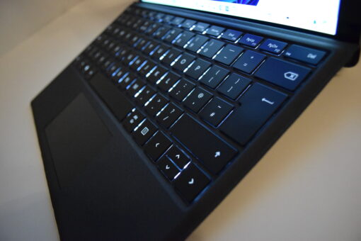 Microsoft Surface Pro7 i5 10th Gen 12.3" SSD 256GB RAM 16GB tablet SKU11607 - Image 8