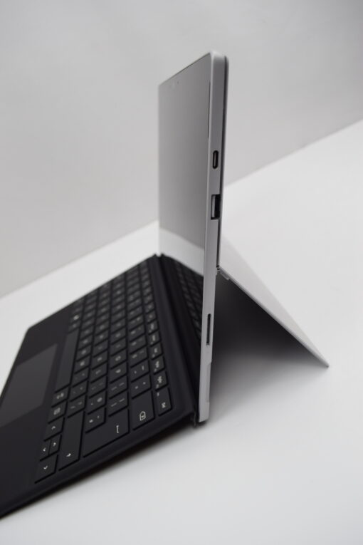 Microsoft Surface Pro7 i5 10th Gen 12.3" SSD 256GB RAM 16GB tablet SKU11673 - Image 9