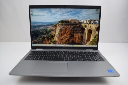 Dell Latitude 5520 15.6" i5 11th gen SSD 512GB RAM 12GB Laptop SKU11704 - Image 2