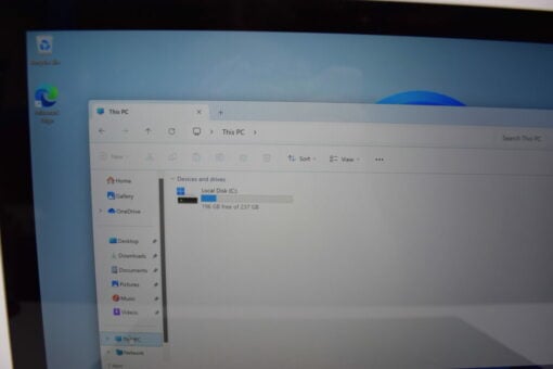 Microsoft Surface Pro7+ i5 11th Gen 12.3" SSD 256GB RAM 16GB Tablet SKU11707 - Image 11
