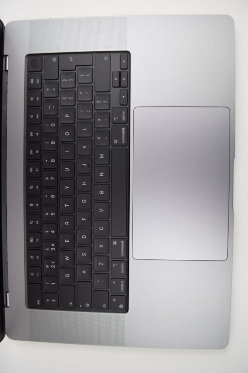 Apple MacBook Pro M1 PRO 2021 A2485 16" RAM 16GB SSD 1TB 1 BATTERY COUNT SKU11715 - Image 4