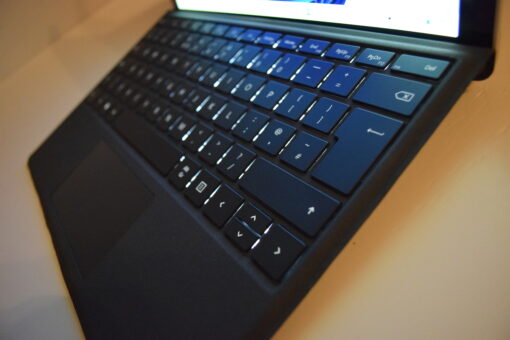 Microsoft Surface Pro7 i5 10th Gen 12.3" SSD 256GB RAM 16GB tablet SKU11705 - Image 17