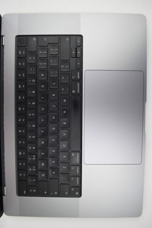 Apple MacBook Pro M1 PRO 2021 A2485 16" RAM 32GB SSD 1TB 10 CORE CPU / 16 CORES GPU Laptop SKU11742 - Image 4