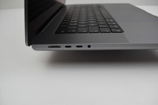 Apple MacBook Pro M1 PRO 2021 A2485 16" RAM 32GB SSD 1TB 10 CORE CPU / 16 CORES GPU Laptop SKU11742 - Image 7