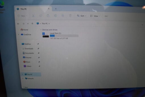 Microsoft Surface Pro7 i5 10th Gen 12.3" SSD 256GB RAM 16GB tablet SKU11855 - Image 10