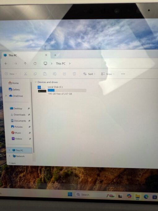 Microsoft Surface Pro7+ i5 11th Gen 12.3" SSD 256GB RAM 16GB Tablet SKU11882 - Image 11