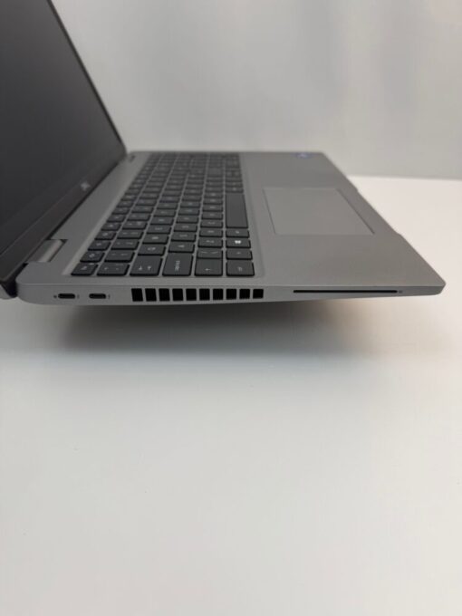 Dell Latitude 5520 15.6" 75 11th gen SSD 512GB RAM 32GB Laptop SKU11889 - Image 6