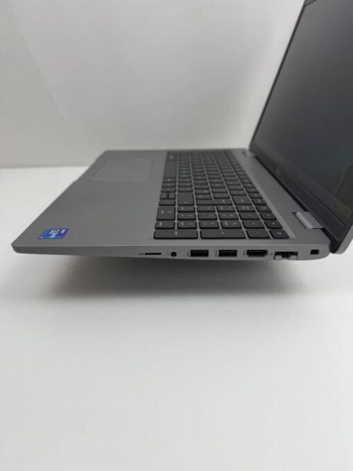 Dell Latitude 5520 15.6" i7 11th gen SSD 512GB RAM 16GB Laptop SKU12030 - Image 8