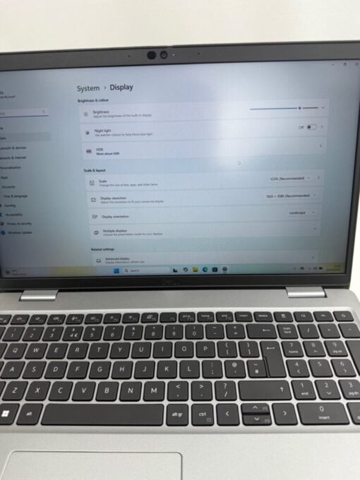 Dell Latitude 5520 15.6" i7 11th gen SSD 512GB RAM 16GB Laptop SKU12030 - Image 14