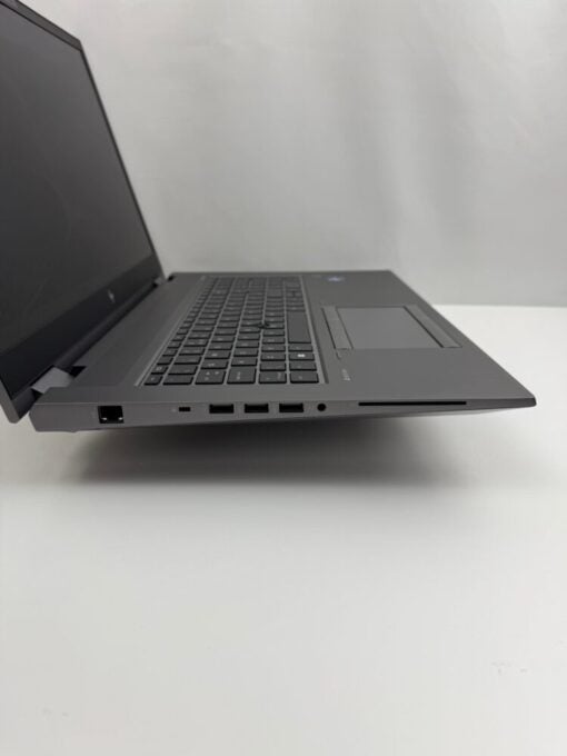 HP Zbook Fury G8 17" i7 11th SSD 512GB RAM 32GB NVIDIA A3000 GRADE A SKU12040 - Image 4