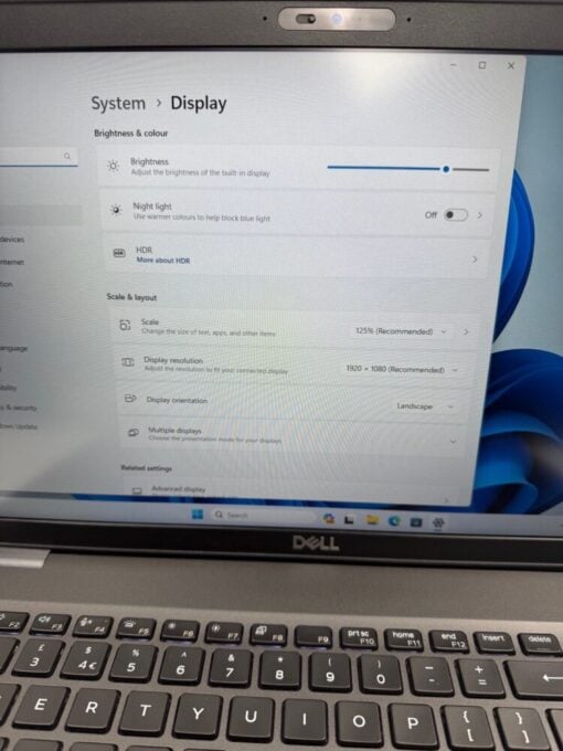 Dell Latitude 5501 15.6" i5 9th gen SSD 256GB RAM 16GB Laptop SKU12099 - Image 14