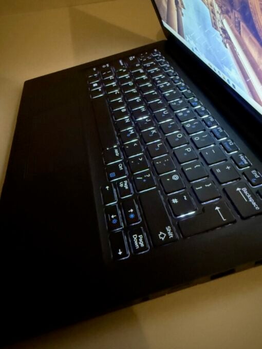 DELL Latitude 7290 14" i5 7th Gen SSD 256GB 8GB RAM Laptop SKU 12097 - Image 4