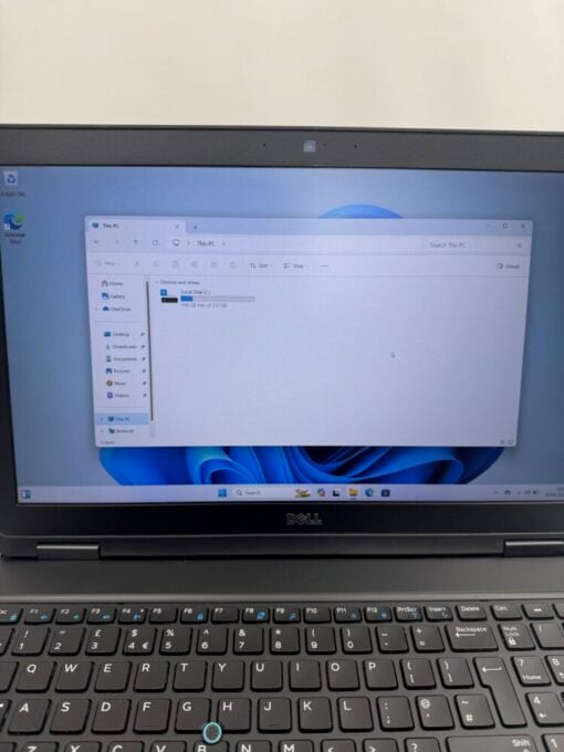 Dell Latitude 5580 15.6'' i5 7th gen RAM 16GB SSD 256GB laptop SKU13005 - Image 14