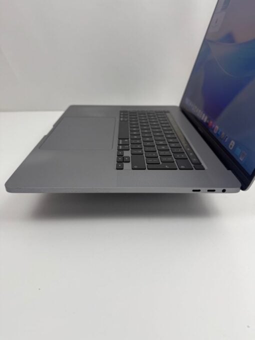 Apple MacBook Pro 2019 A2141 16" i7 SSD 512GB RAM 16GB RADEON Laptop SKU13039 - Image 7