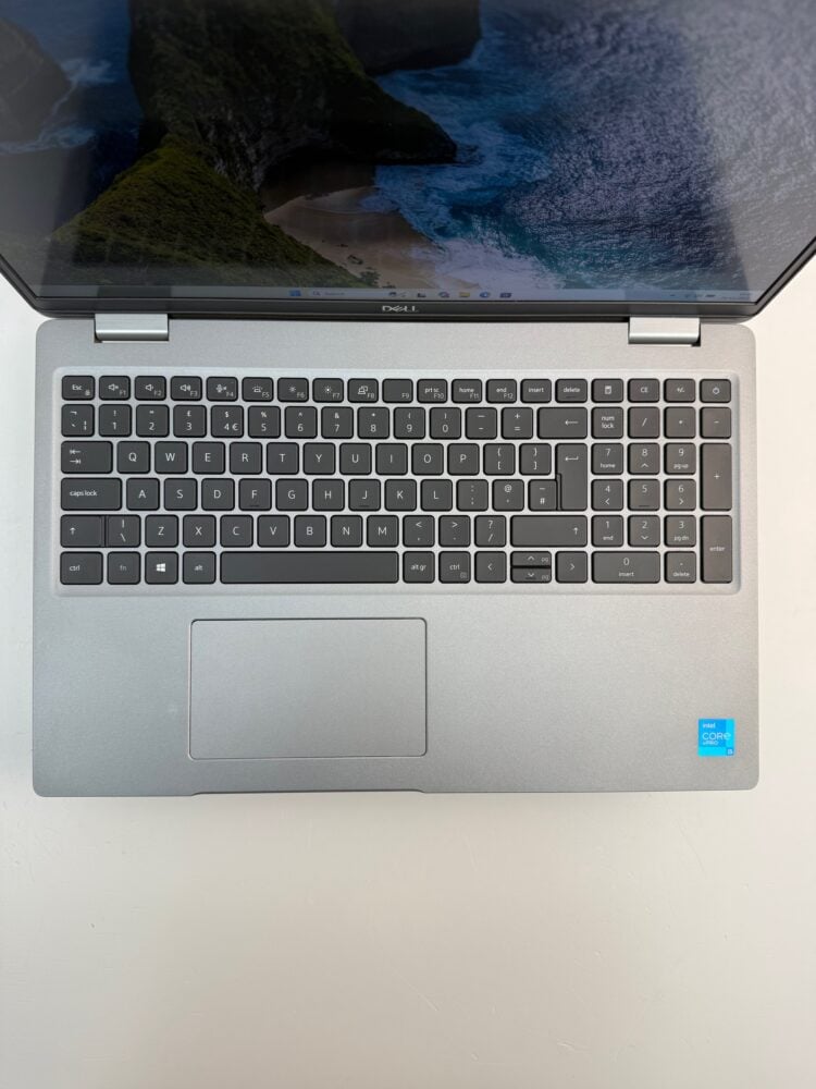 Dell Latitude 5520 15.6" i5 11th gen SSD 256GB RAM 32GB Business Laptop Windows 11 13080 - Image 3