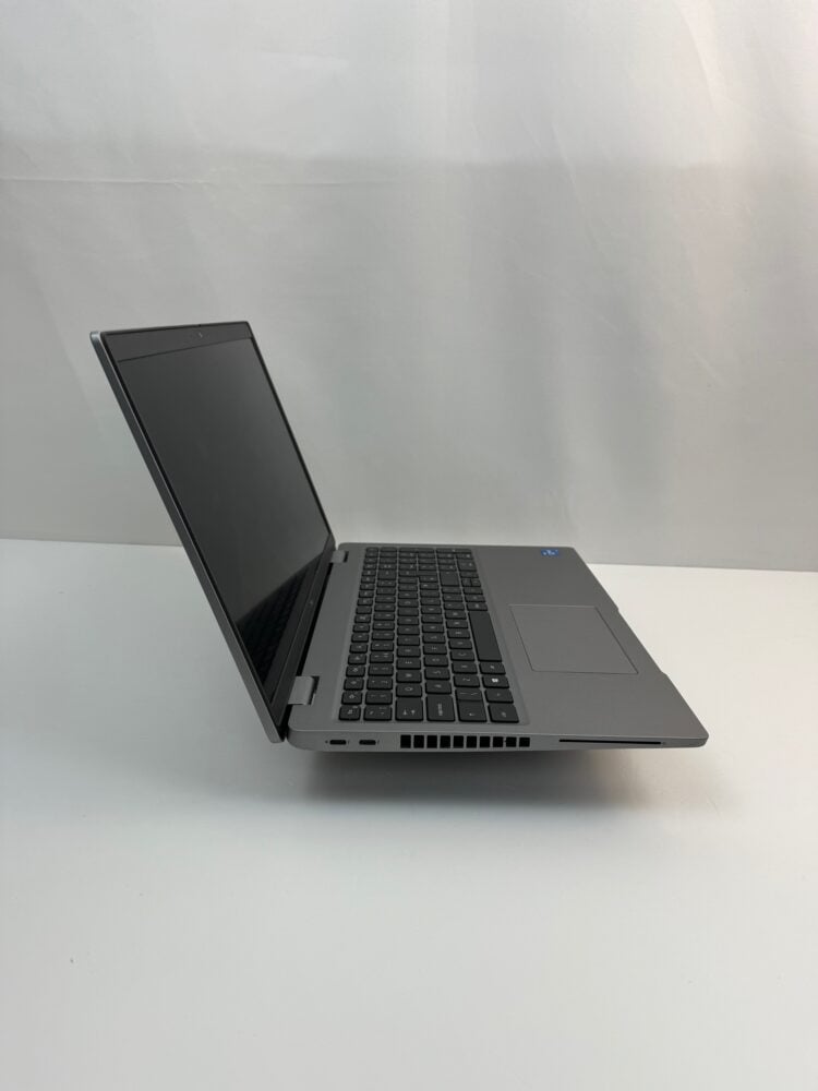 Dell Latitude 5520 15.6" i5 11th gen SSD 256GB RAM 32GB Business Laptop Windows 11 13080 - Image 4