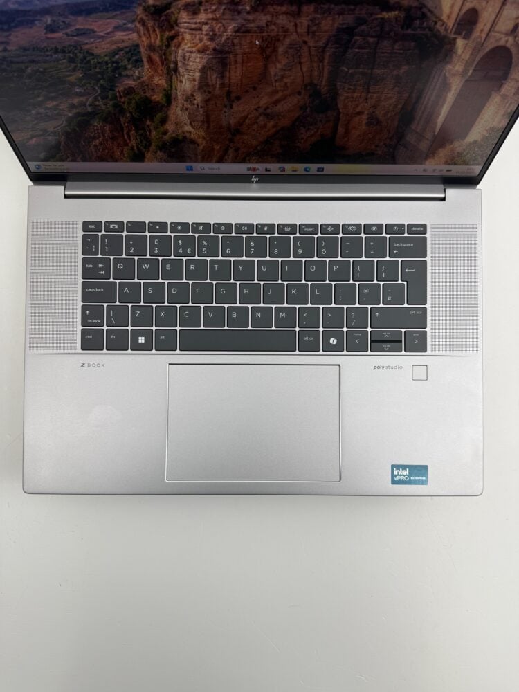 HP Zbook 16 Studio G11 16" ULTRA 7 SSD 512GB RAM 32GB RTX 3000 ADA WORKSTATION WARRANTY - Image 10