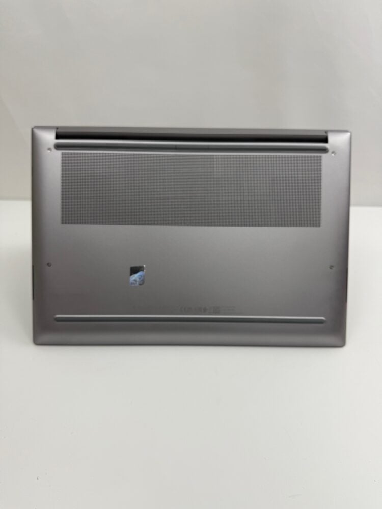 HP Zbook 16 Studio G11 16" ULTRA 7 SSD 512GB RAM 32GB RTX 3000 ADA WORKSTATION WARRANTY - Image 4